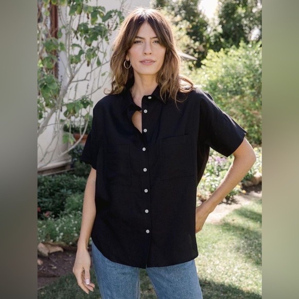 Tradlands Tencel/ Linen Blend Short Sleeve Box Top in Black Size S